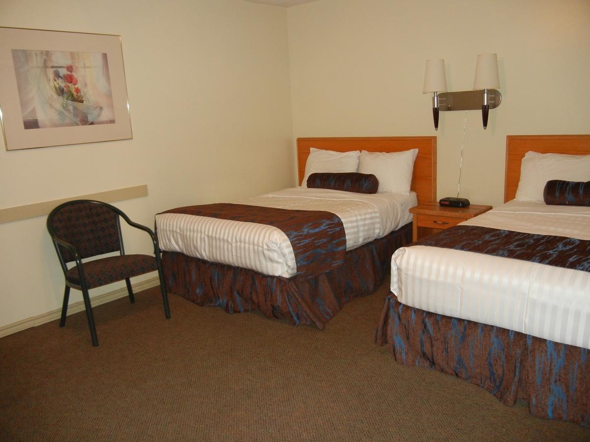Slumber Lodge Penticton Exterior photo
