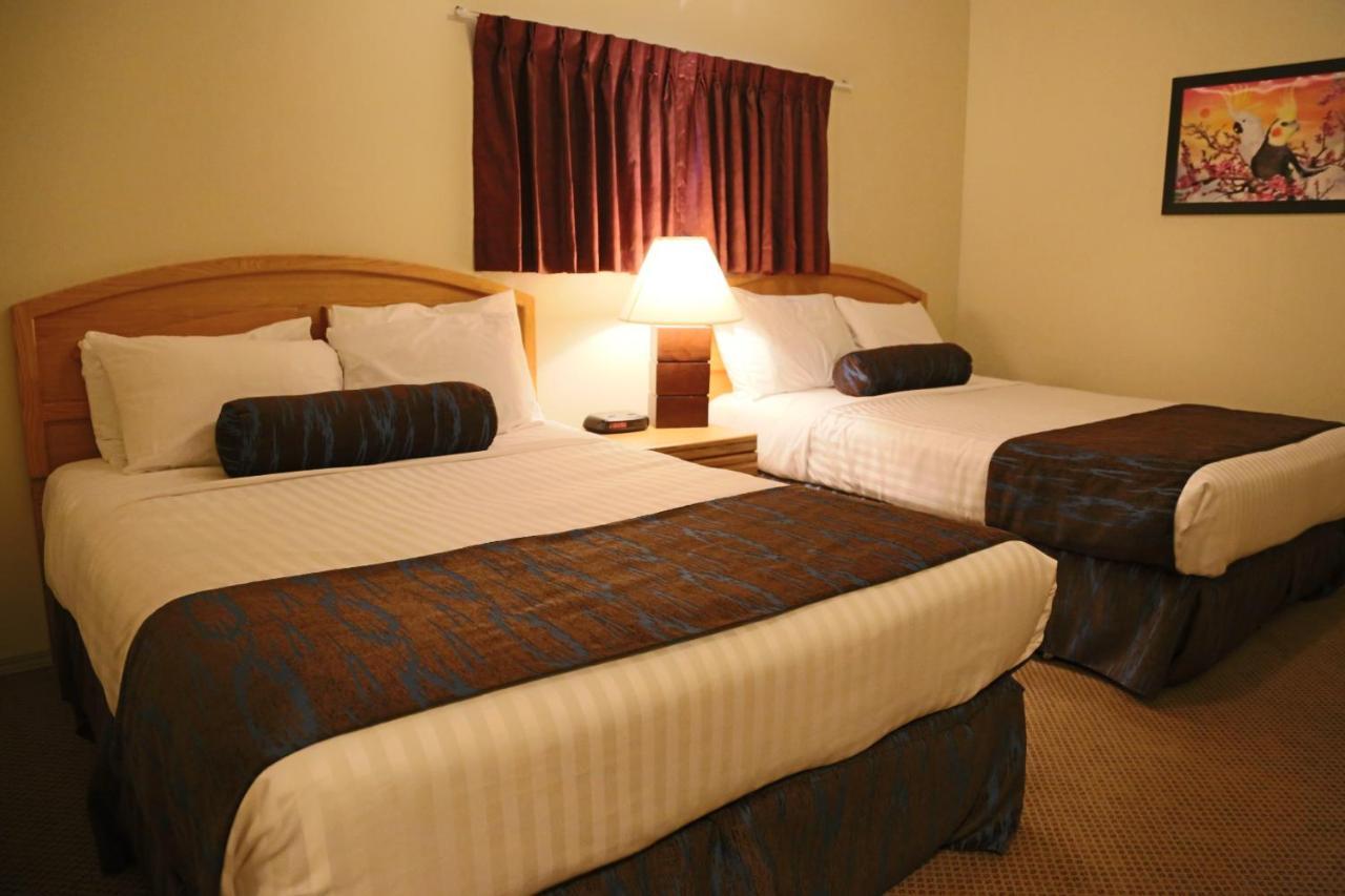 Slumber Lodge Penticton Exterior photo